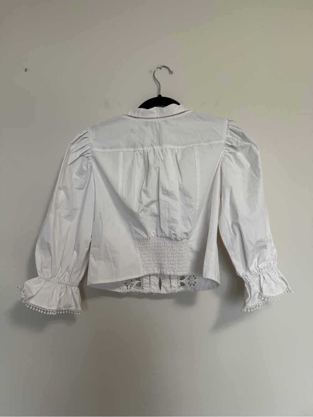 Kourt White Lace-Trim Puff Sleeve Blouse - Picture 5 of 6